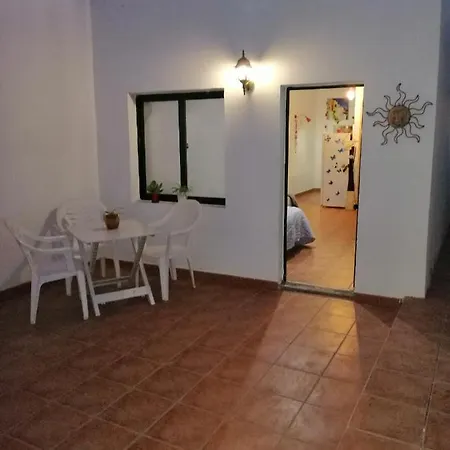 Apartamento Ayla 2 *